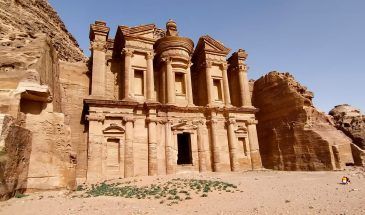 petra-monasterio-jordania